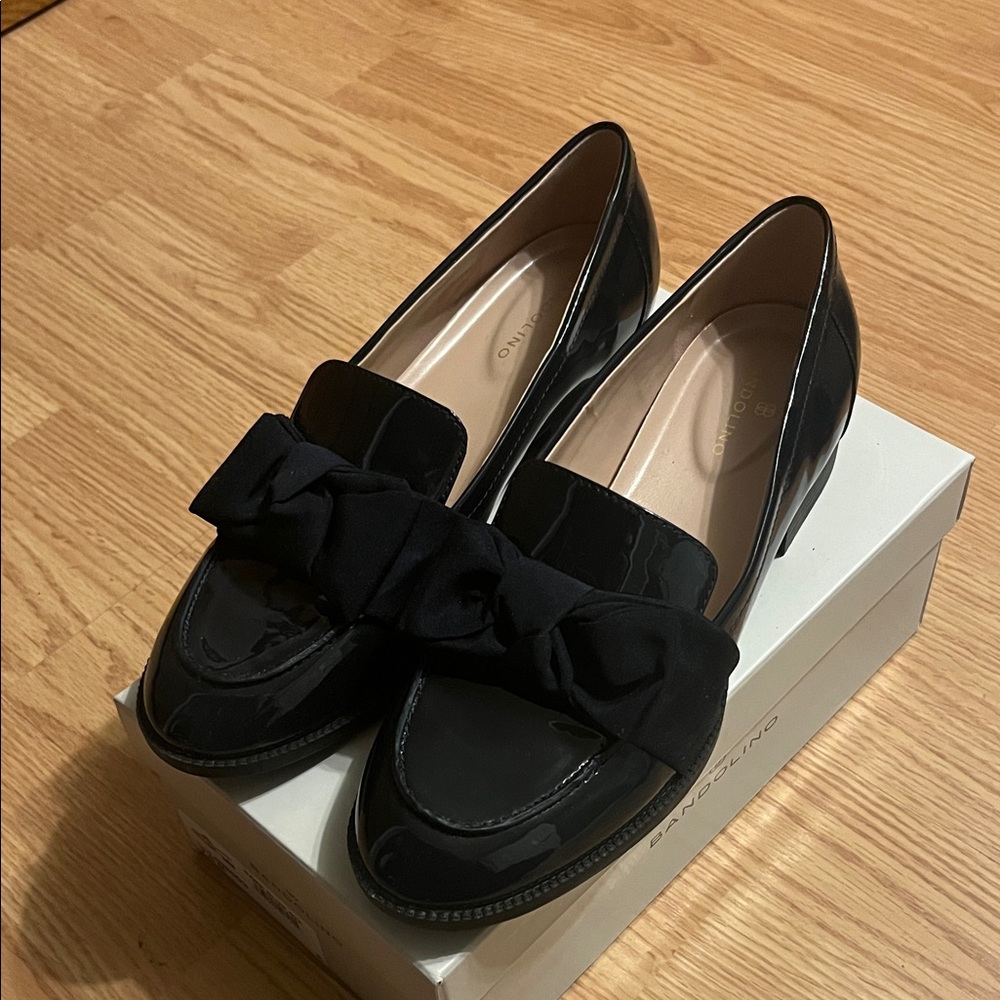 Women’s Navy Blue Bandolino Lindio Loafer with Bow